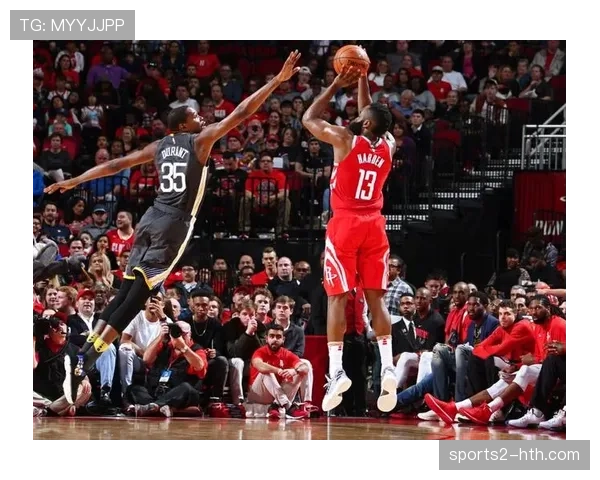 哈登对阵雷霆首节爆发独得17分 但球队整体乏力难求一胜